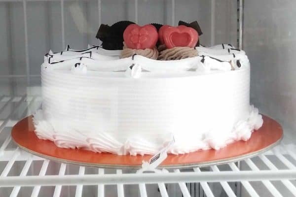 Cake on the shelf in the freezer, Does Freezing Cake Dry It Out Or Make It More Moist?