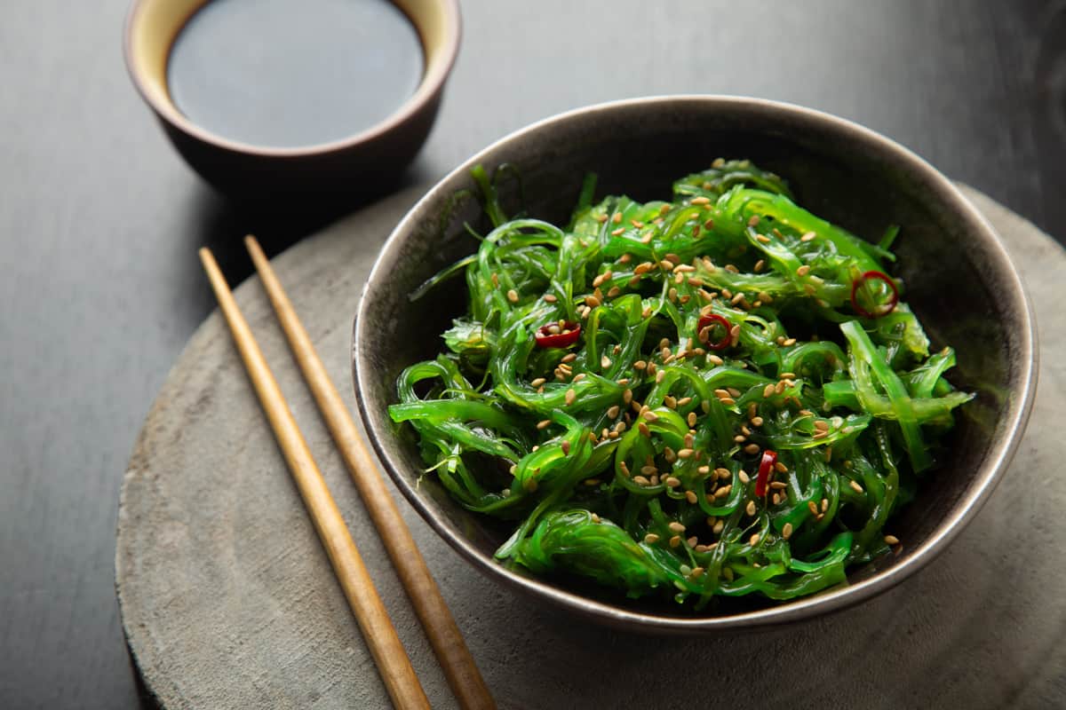 A small bowl of delicious seaweed salad, How To Defrost Seaweed Salad