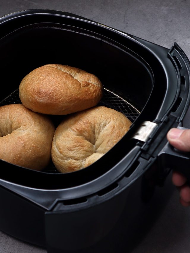 How To Defrost A Bagel In An Air Fryer
